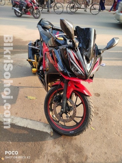 HONDA CBR 150R